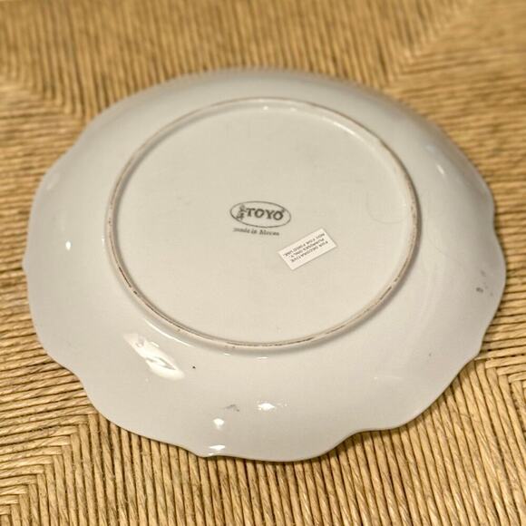 Vintage TOYO Macau Decorative Plate – Imari Style Floral & Vase Scene - Picture 3 of 4